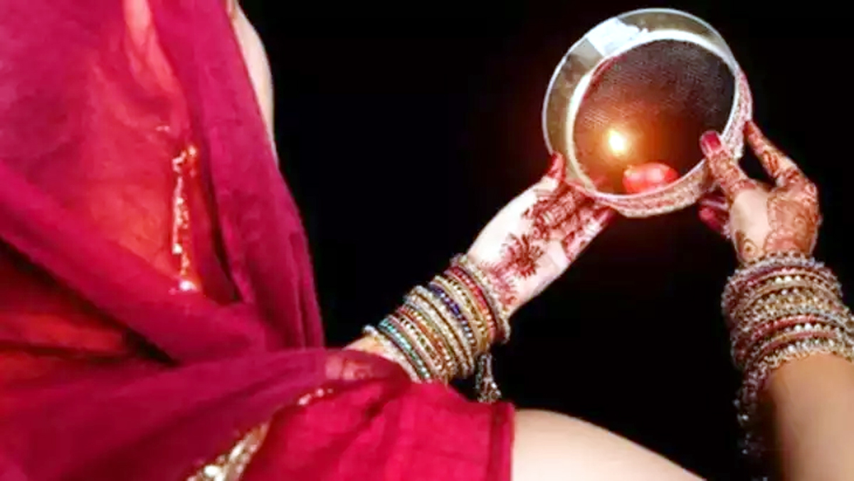 Whether Karva Chauth fast should be observed during pregnancy or not, know what is the opinion of the exporter