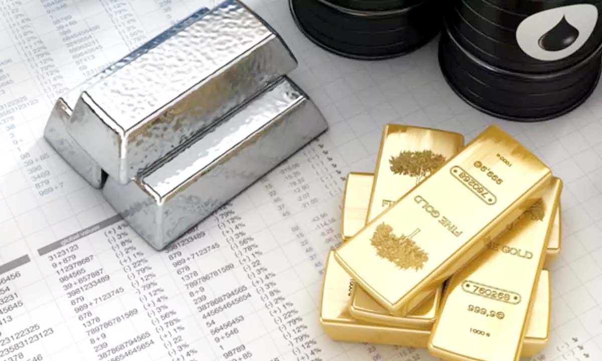 Gold price falls in Hyderabad today