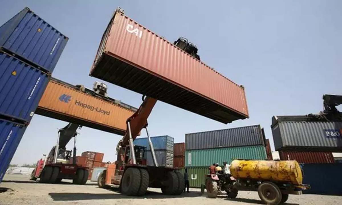 India's exports decline 2.6 pc to USD 34.47 billion in September