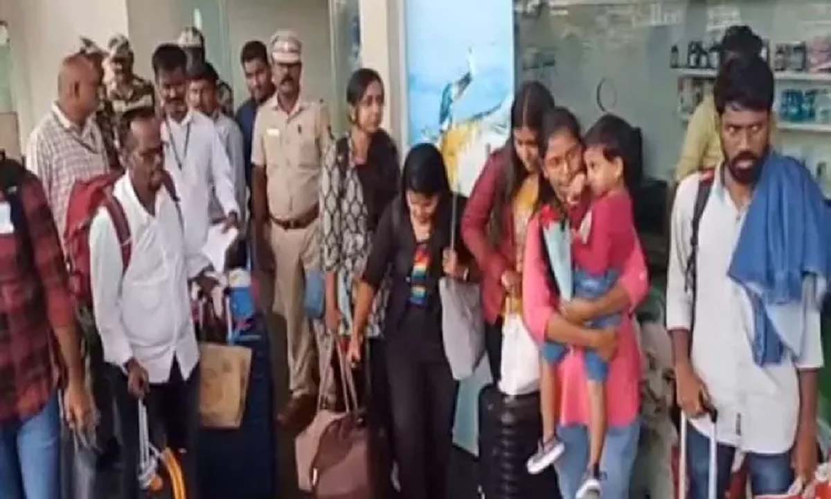 Eight Tamilians arrive from war-hit Israel at Madurai Airport