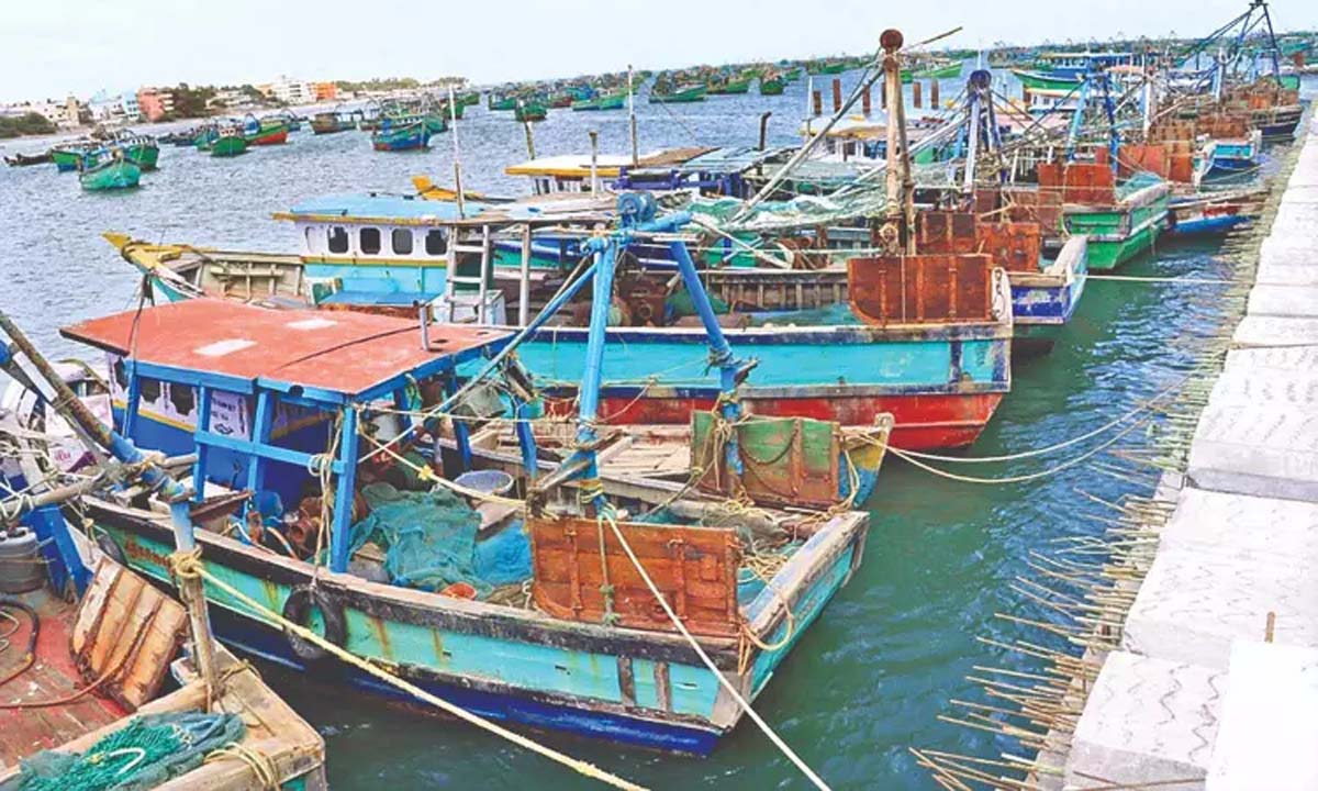 Fishermen on indefinite strike in Rameswaram flaying SL action