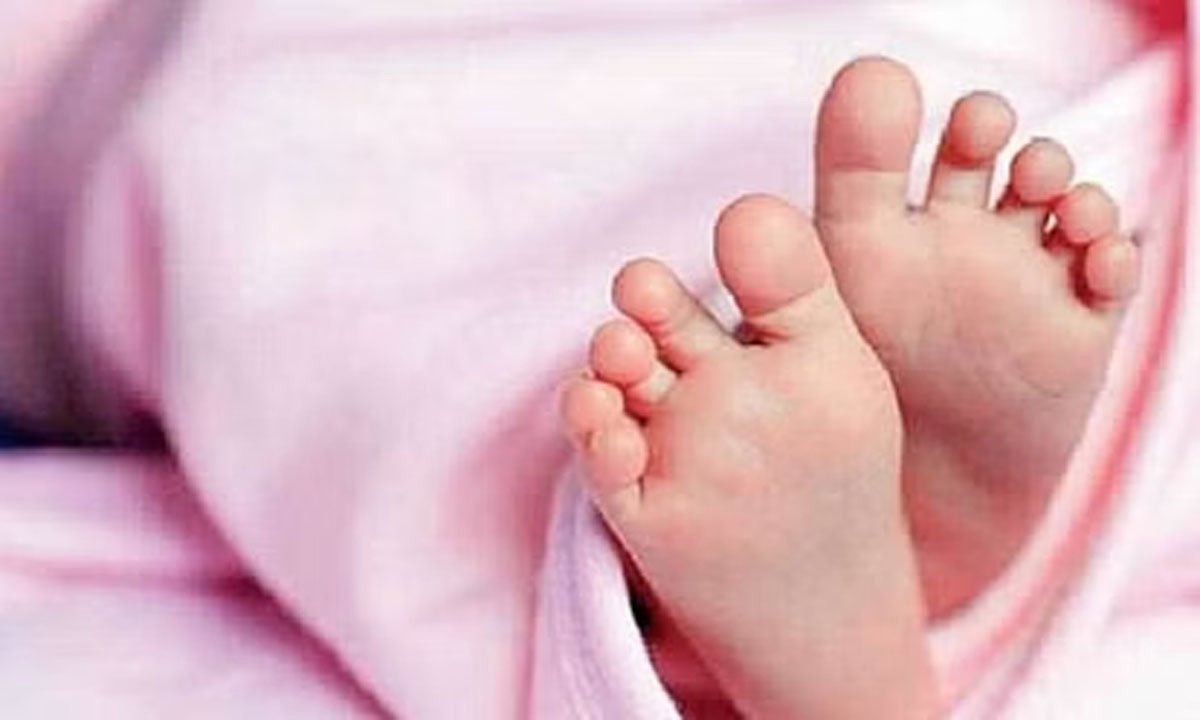 Uproar over birth of dead child in medical college