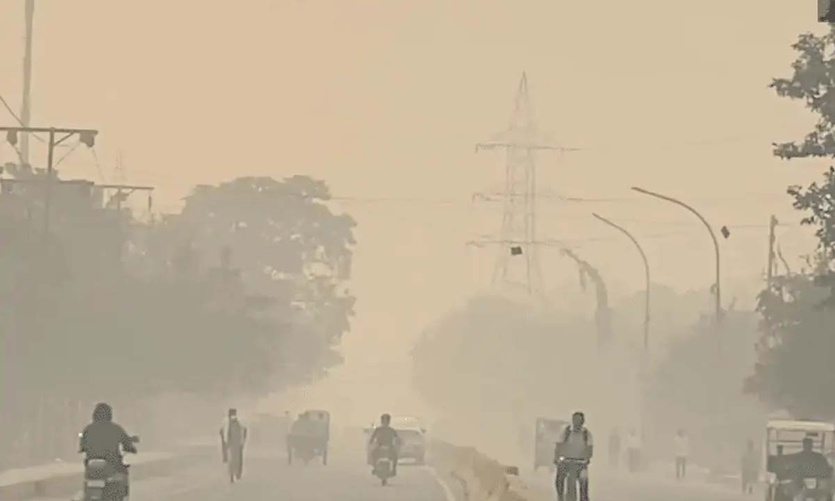 Delhi's air quality still remains 'very poor'
