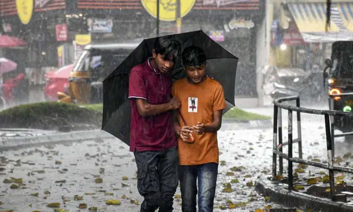 Rain in Vizag and surrounding areas, drop in temperature