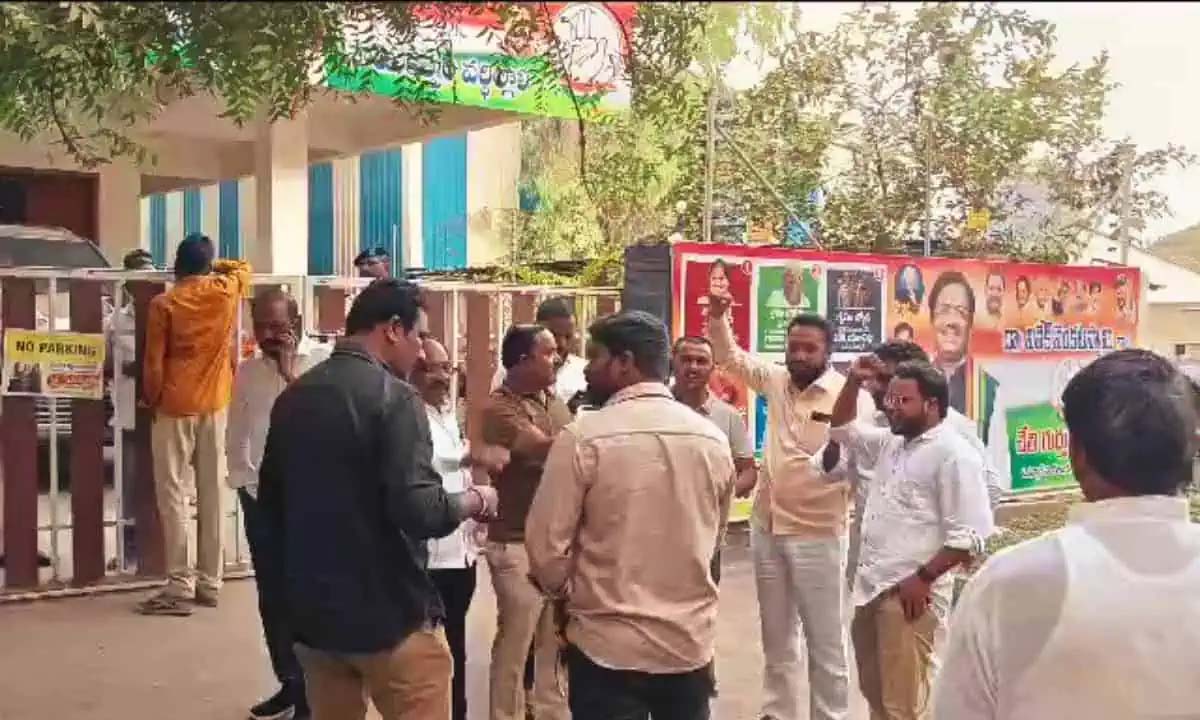 Income tax raids on the premises of Telangana Congress's Chennur candidate Vivek Venkataswamy