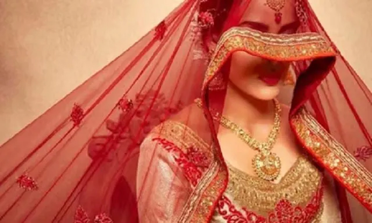 The bride ran away after being fed with intoxicating food after marriage