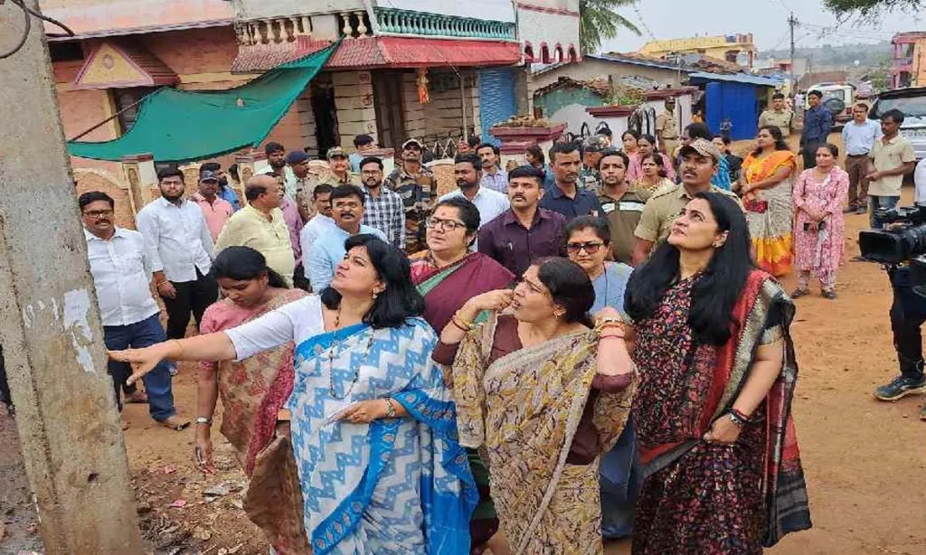 Bharatiya Janata Party conducts statewide agitation condemning women oppression in Karnataka