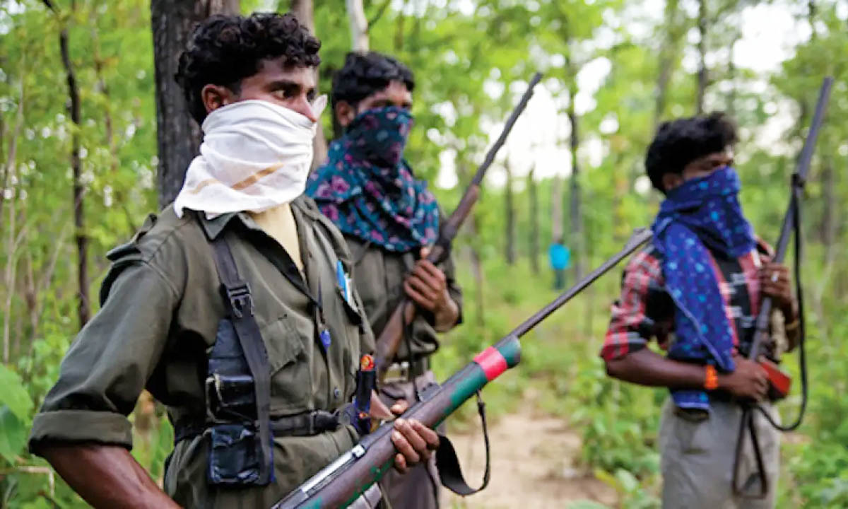 Naxalites kill villager in Gadchiroli district