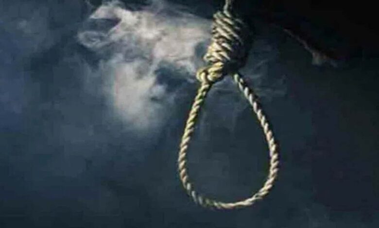 Hyderabad: A man hanged himself during a video call with his pregnant wife