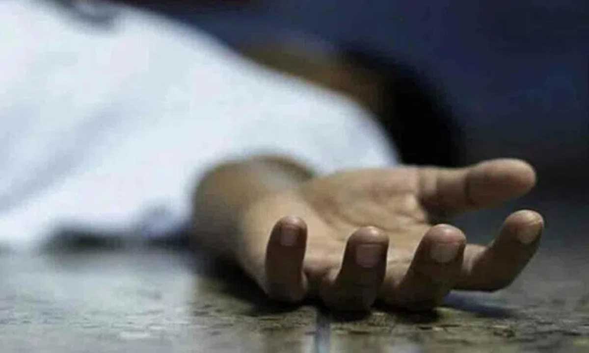 College principal commits suicide in Hyderabad