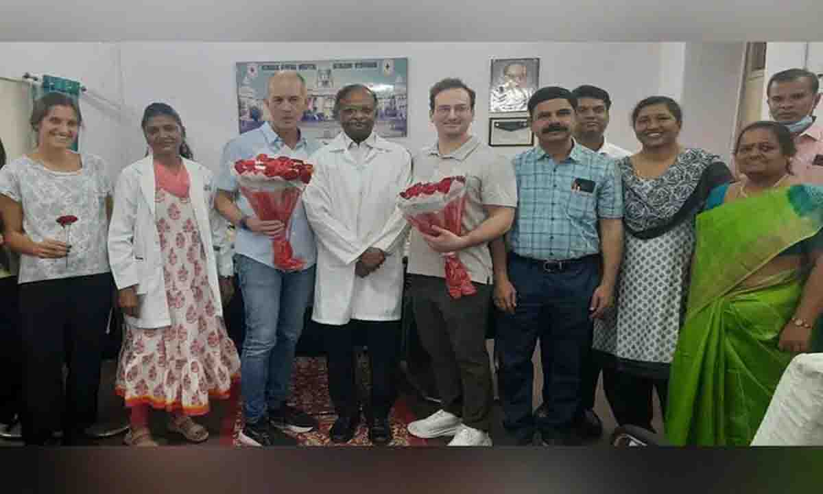 American doctors visit Osmania General Hospital, Hyderabad