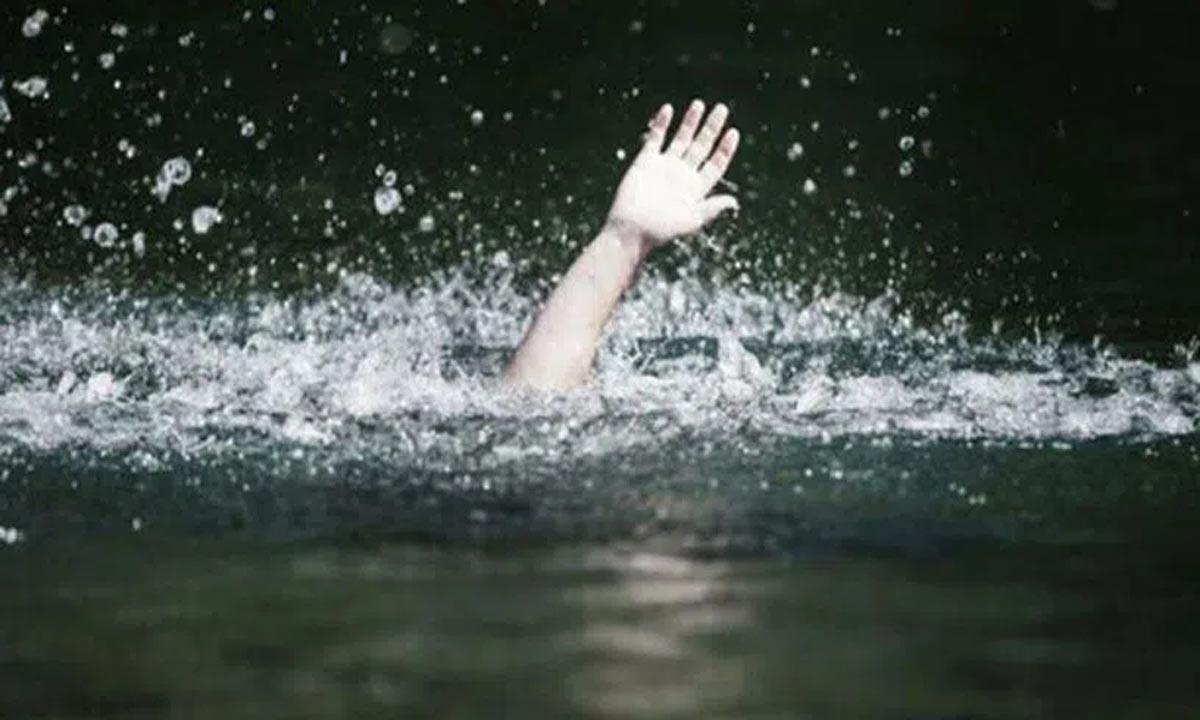 Three people drowned while crossing a drain in Andhra Pradesh