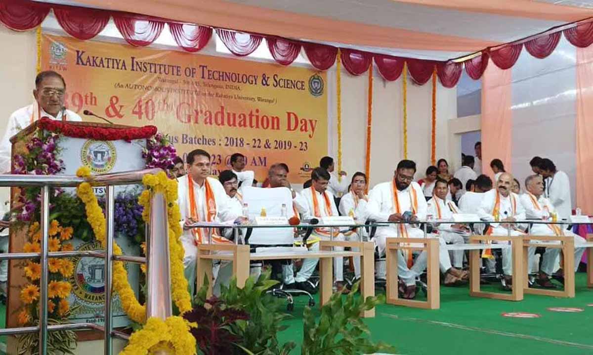 KITS Warangal celebrates double graduation ceremony