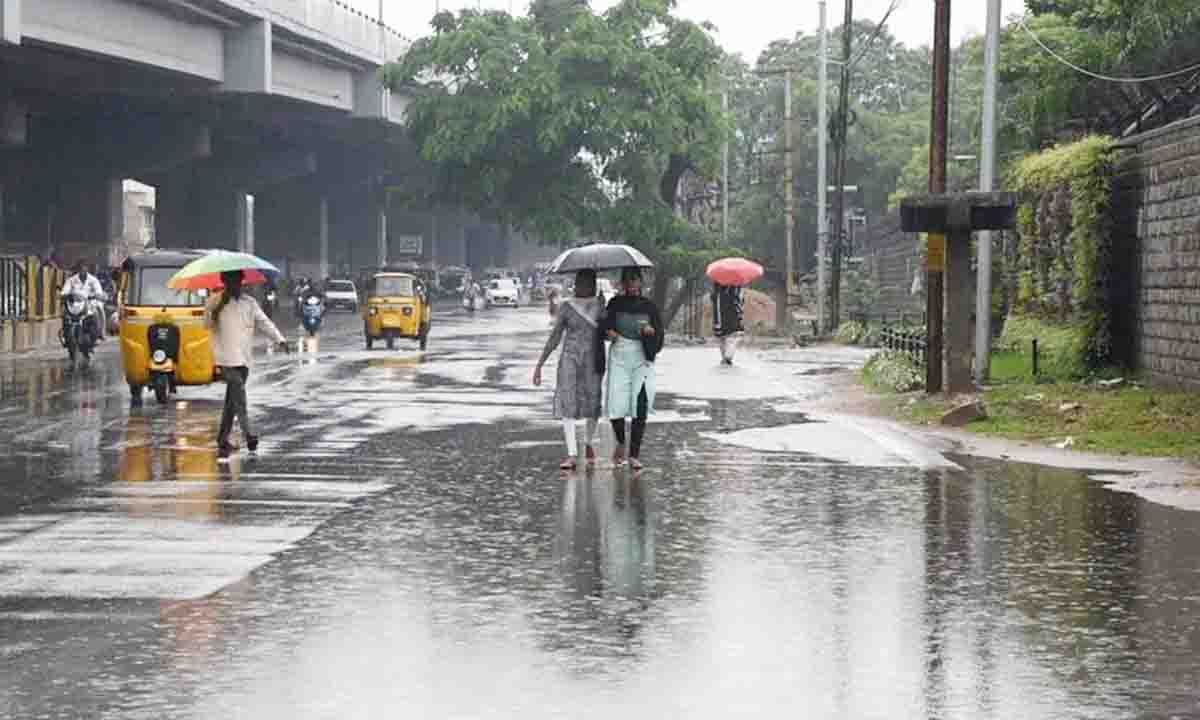 IMD predicts heavy rain in Telangana