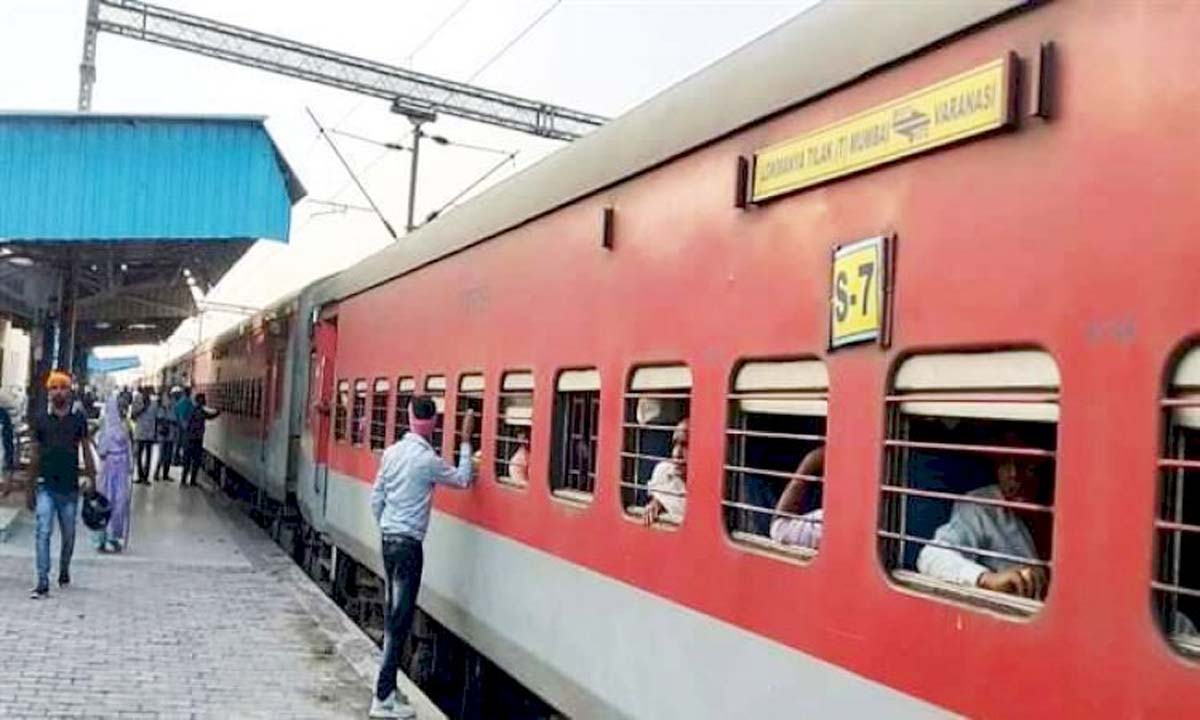 Betul youth dies in Kamayani Express on Monday morning, fear of death due to cold