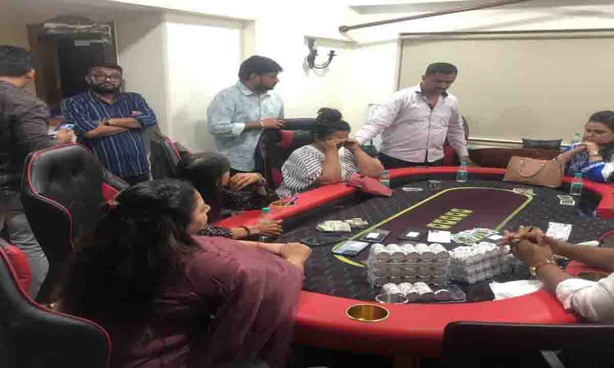 Police raid on gambling den, 45 people including 12 women arrested