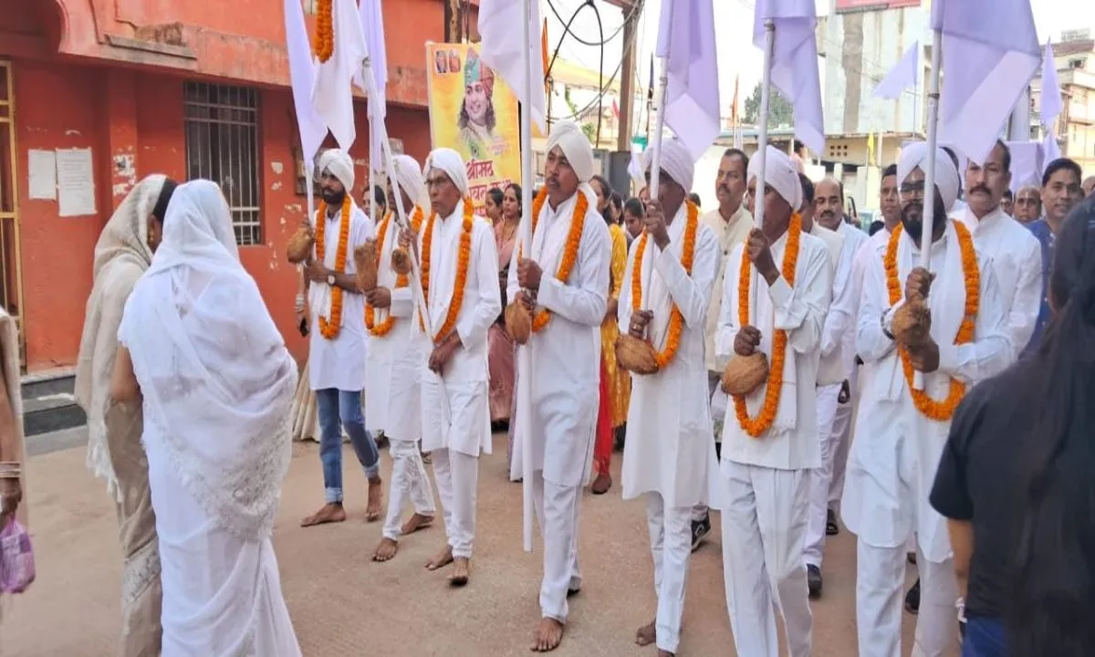 Satnami community took out a grand procession in Raipur