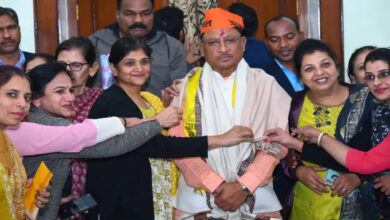 Women wing members of Sindhu Seva Sanskar Seva Samiti met Vishnudev Sai