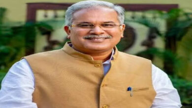 Former CM left for Delhi for CWC meeting