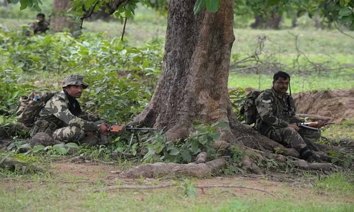 Sukma Encounter: Soldiers injured many Naxalites, search operation continues