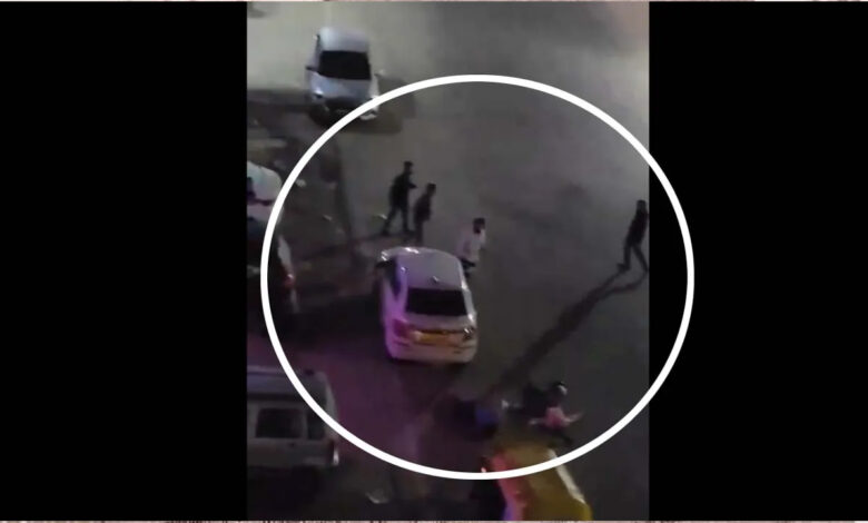 LIVE video of girl's murder, climbing car, see the scene