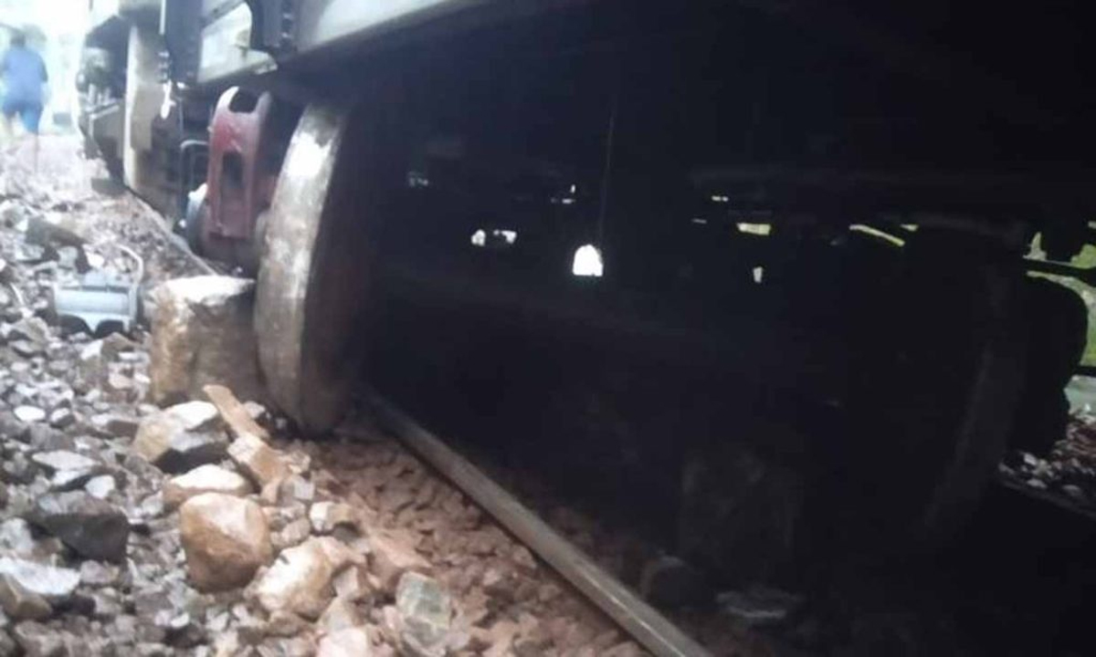 Goods train derails on Koraput-Kothavalasa railway track