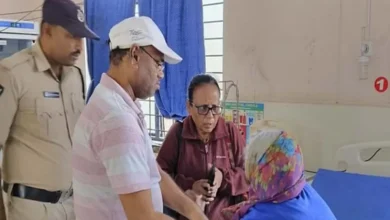 Andhra Pradesh: Confused old woman rescued at Chirala station