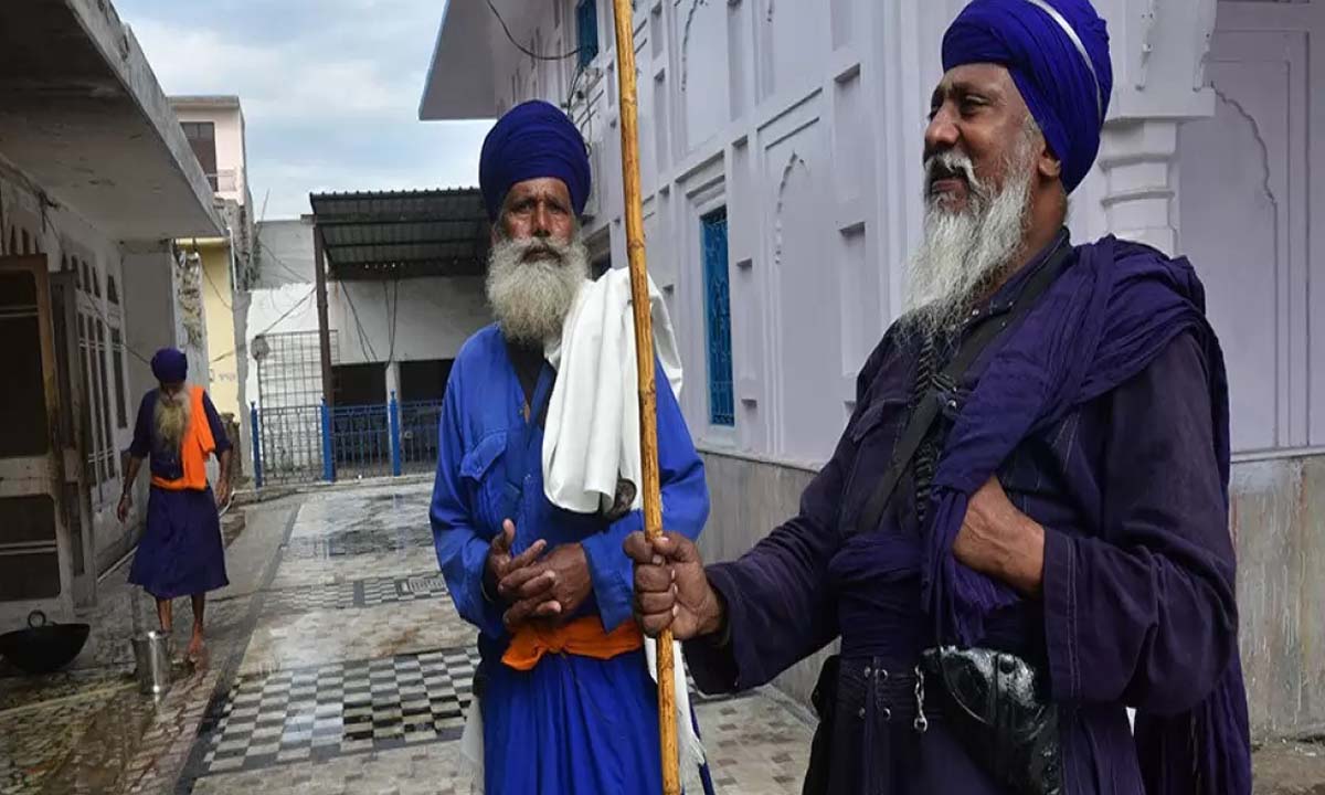 Punjab: Nihang Sikh allegedly kills one in Gurudwara on suspicion of sacrilege, 1 arrested