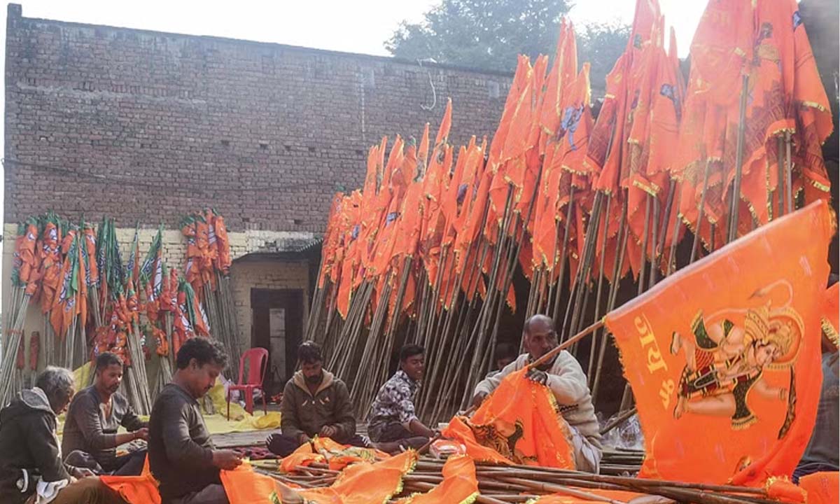 Ayodhya: Demand for saffron flags bearing the image of Lord Ram temple increased