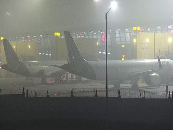 More than 50 flights and many trains delayed in Delhi due to dense fog