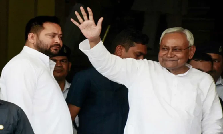 Bihar: Tension deepens between Nitish and Tejashwi amid rumors of new government