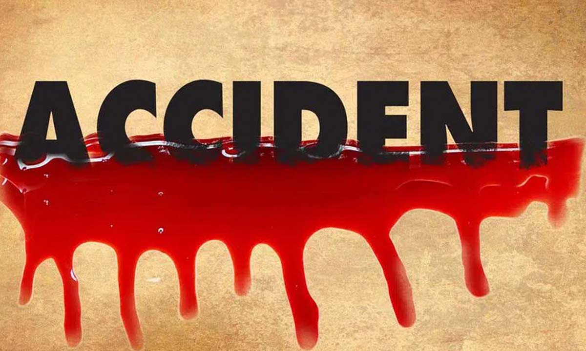 Ibrahimpatnam: Two people died in a road accident