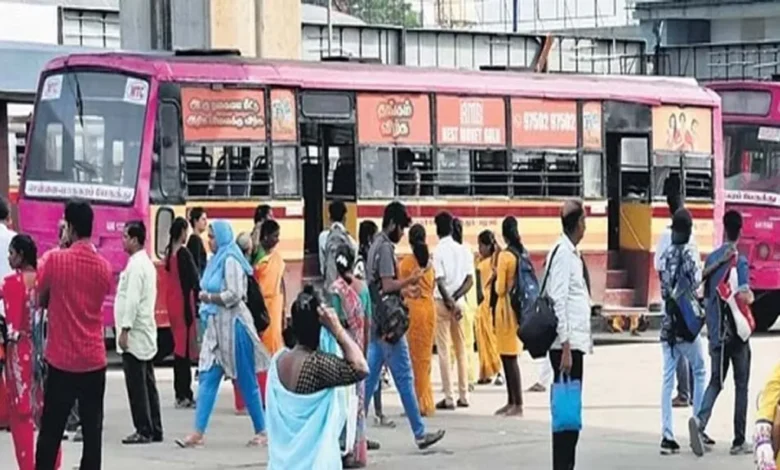 Tamil Nadu: Government claims- bus strike failed, 95 percent buses operational