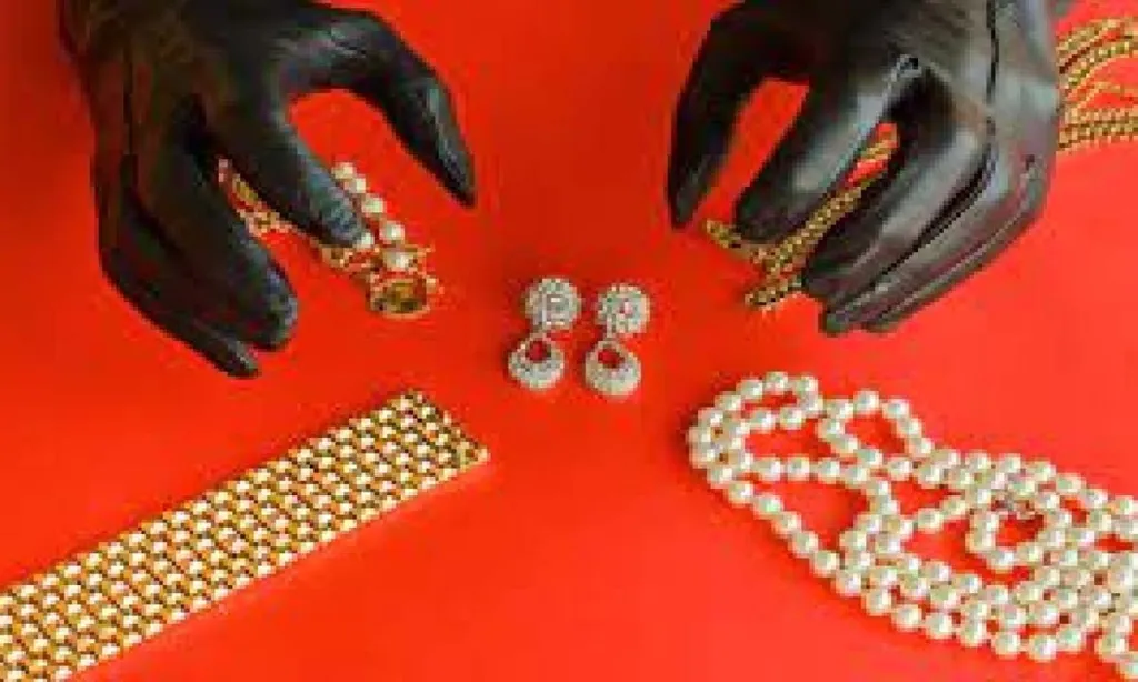 Malda: Police identify gang of Bihar-based criminals allegedly involved in jewelery shop robbery
