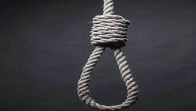 Student commits suicide in store room of house, leaves suicide note for mother and father