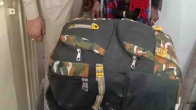 Ganja recovered in bag, smuggler out to supply arrested