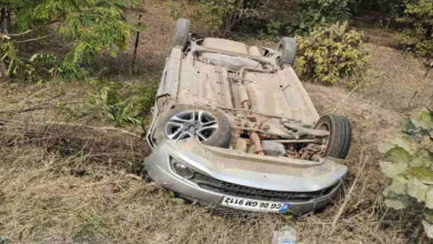 Uncontrollable car overturns in field, one dies painfully