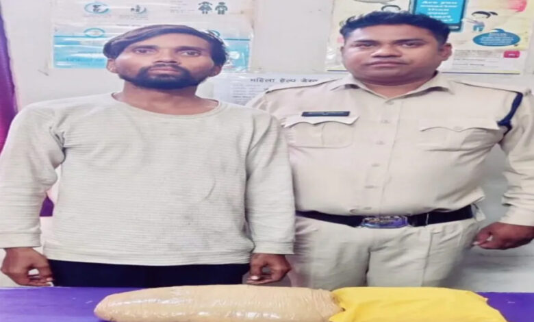 4 drug addicts running drug business arrested in Raipur