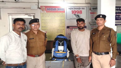 Young man standing to sell ganja in Shastri Chowk, Raipur, arrested