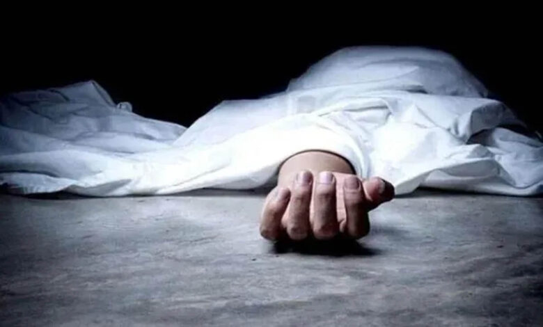 Girlfriend committed suicide by hanging, case registered