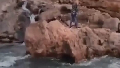 Suicide attempt in waterfall, video goes viral