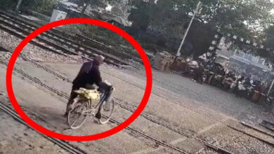 Man hit by train while crossing railway line, live video of death