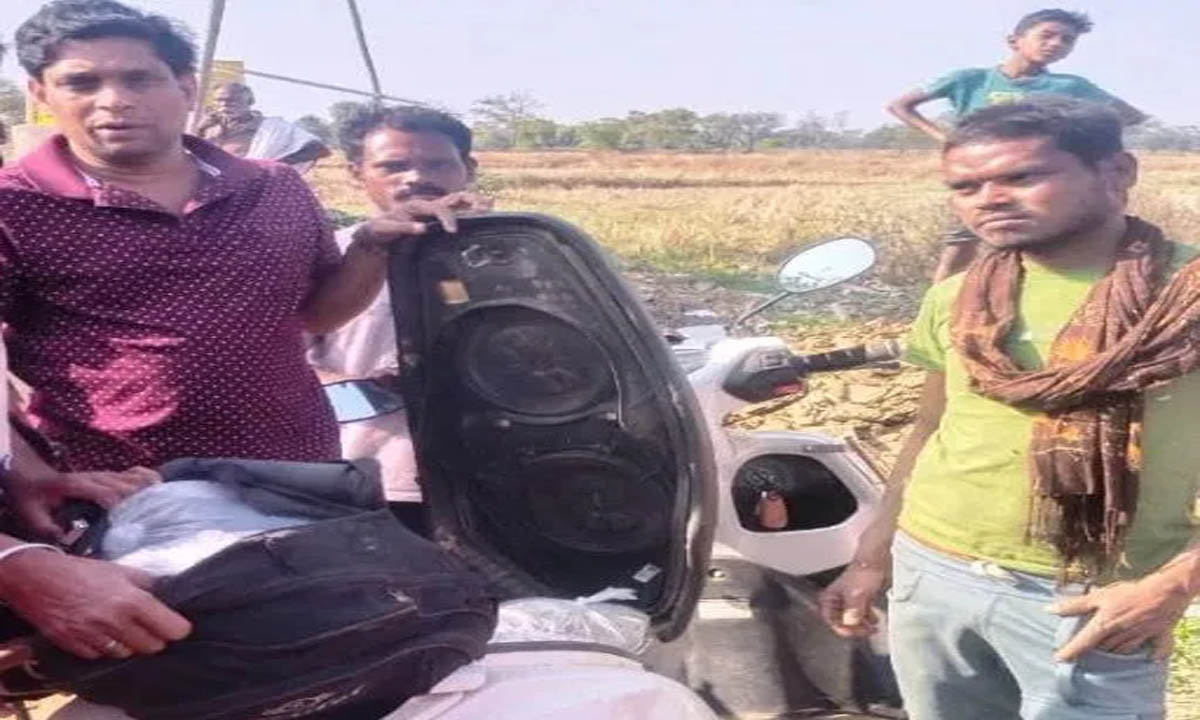 Mahua liquor seized from the trunk of the scooter