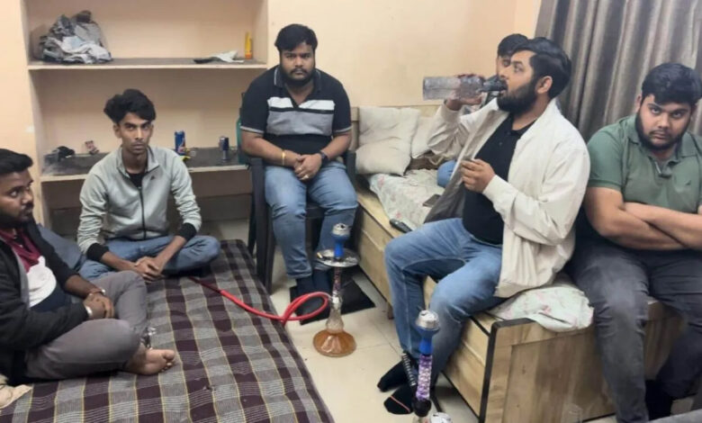 Police raid on hookah bar, 7 youth arrested