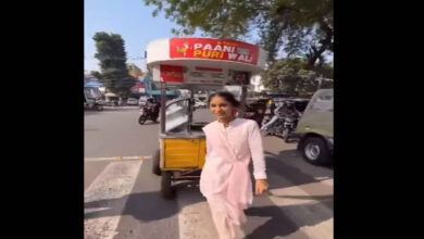 Anand Mahindra shared the video of Pani Puri Wali
