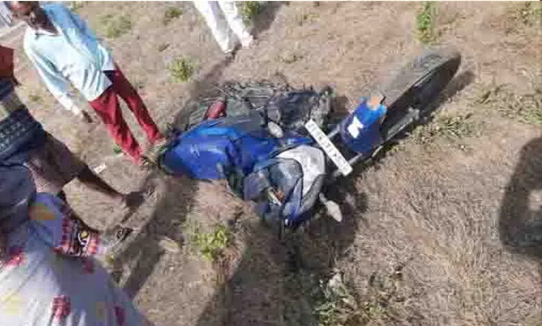 Painful death of bike rider in road accident