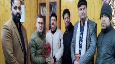 DC Bandipora visits transit accommodation Odina