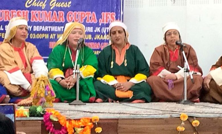 JKAACL organizes Kashmiri folk music, dance programs