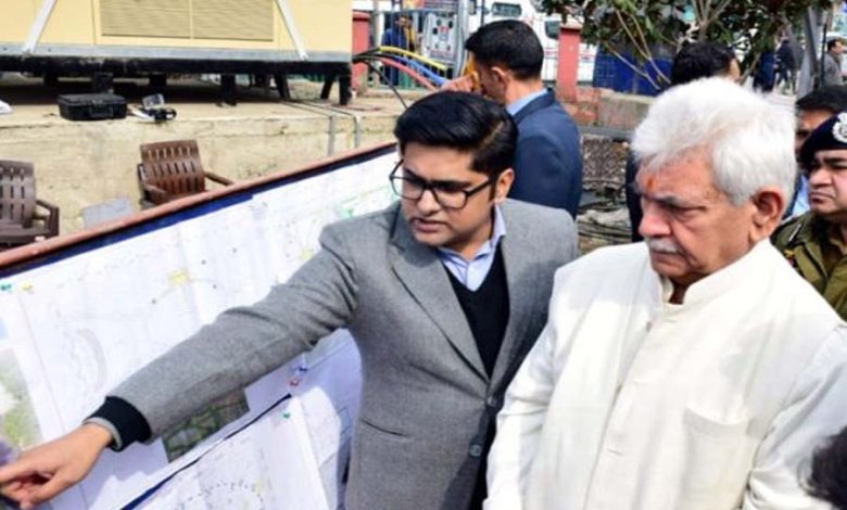 LG inspects progress of Balidan Stambh in Srinagar