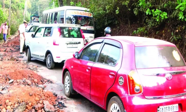 Goa News: Traffic disrupted due to contractor's disorganized work on underground cabling